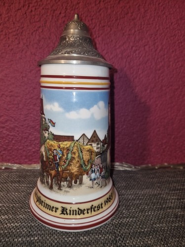 Bierkrug mit - ,