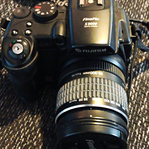 Fujifilm finepix s9000 bridge - finepix,