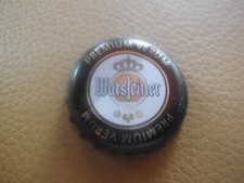Gebrauchter, schwarzer Kronkorken Warsteiner Premium Verum