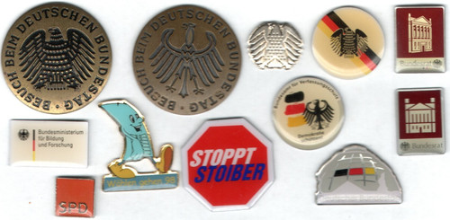 Pin konvolut politik - 🌐pin-konvolut, 12