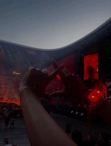 The weeknd premium seated - -,