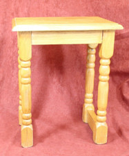 Alte Fußbank , Fußhocker Vollholz, Schemel, Blumenbank, rustikal, A2.22