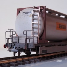 ✅ BEMO 2267 107 - RhB K-w