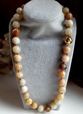 Collier aus gelber Opal°.