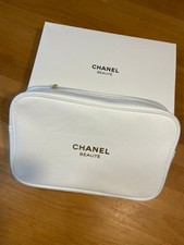 Chanel Kosmetiktasche Beaute weiß mit goldener Schrift VIP OVP