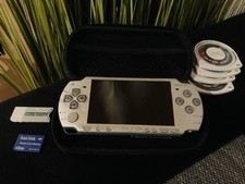 Sony PSP Final Fantasy VII Crisis Core Edition + Spiele & Retro-Emulatoren