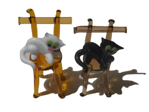 Katze auf stuhl handarbeit - auf,