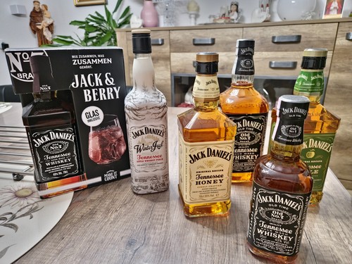 Jack daniels old 7 - daniels:,