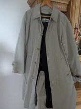 Bugatti Herren Trenchcoat für den Übergang Gr. 46 beige/kaki mit Wechselfutter