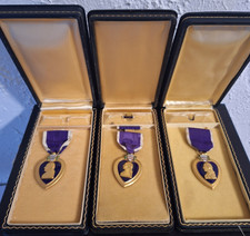 3x US Purple Heart Verwundetenabzeichen Streitkräfte Vereinigten Staaten Orden