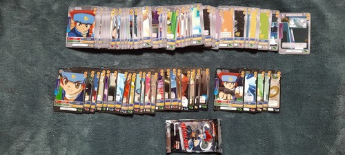Set mit 143 - karten, beyblade