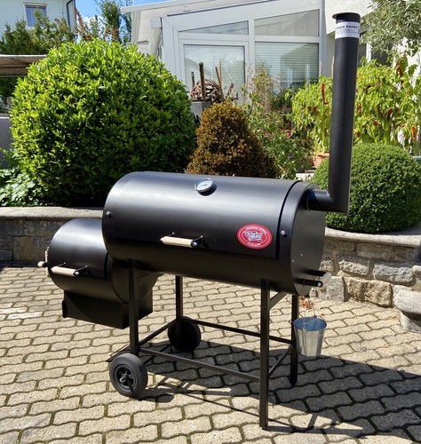 Bbq friesstyle smoker mit - bbq,