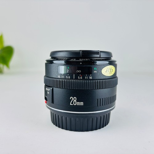 Canon 2 8 - f/2.8, objektiv