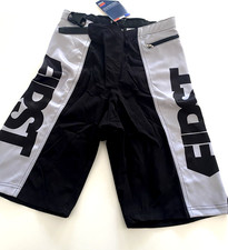 FIRST RACING kurze Hose Gr. S