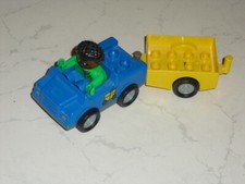 Lego Duplo Paketauto Postauto mit Anhänger und Zubehör Auto 