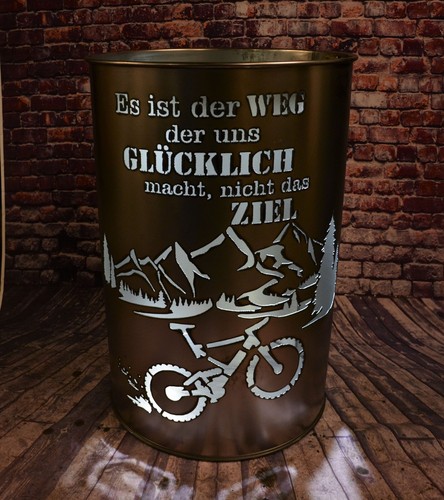 Feuertonne mit mountainbike - mit,