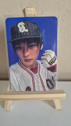 Lee know random photocard - lee,