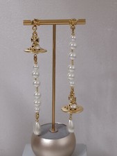 Vivienne Westwood - Broken