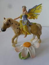 Schleich: Bayala - Elfe "Sera" mit großem Pferd und Sitz-Blüte (70503)