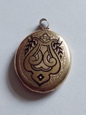 Prächtiges Medaillon aus der späten Biedermeierzeit in 585 vergoldetem Silber