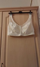 BH Größe 110F. Von Little