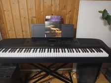 Yamaha DGX-670 Portable Grand