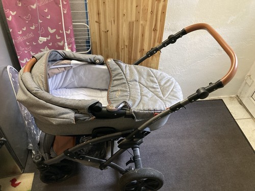 Kinderwagen+Babyautoschale+Bug