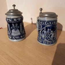 Antiker Bierkrug  • 0,5L Steingut mit Zinndeckel • Reliefdekor Sammler