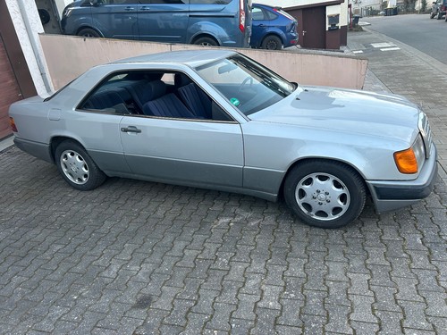 W124 mercedes benz 300 - mercedes-benz,