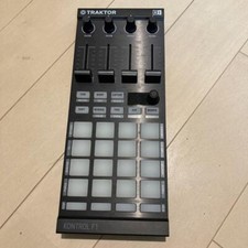 Native Instruments TRAKTOR KONTROL F1 DJ Controller Remix und Re-Edit Tracks