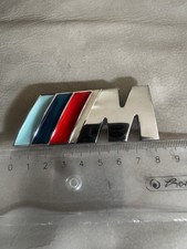 BMW M-LOGO mit Gewinde zum anschrauben, Maße s. Bilder. Gebraucht.