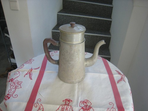 Sehr alte vintage kaffeekanne - sehr,