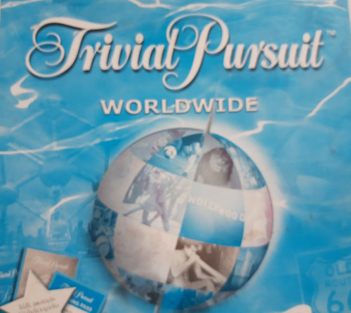 Trivial pursuit worldwide - trivial, von