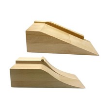 Finger-Skateboard-Rampe