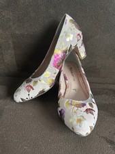 Tamaris Pumps Blumenmuster