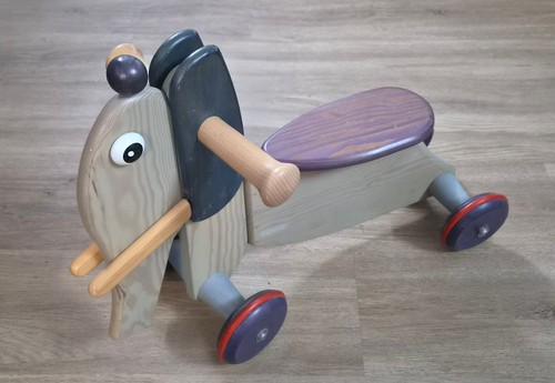 Rutscher aus holz - aus, |