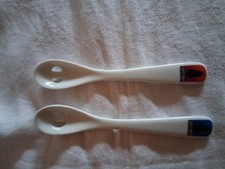 2x Olivenlöffel Port and Sherry Porzellan rot und blau