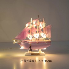 Holzsegelboot mit lampe - holzsegelboot,