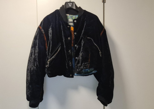 Vintage 90s jet set - x, the