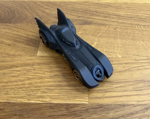 Batman batmobil comics - dc,