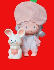 Emily Erdbeer Puppe Asta Aprico und Hoppsala