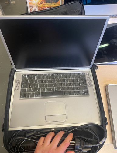 Power books a1001 - 2,