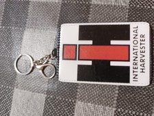 Schlüsselanhänger mit Kartenhalter und IHC International Harvester Aufdruck
