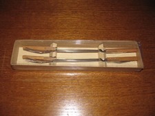 Altes Set Vorlegegabeln - DDR - 4 Vorlegegabeln - ABS Rostfrei - Holzgriff