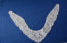 Prächtiger über 100 Jahre alter historischer Spitzenkragen Kragenweite 99 cm