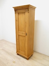 schöner Hochschrank von 1900 in Weichholz Küchenschrank, Beistellschrank