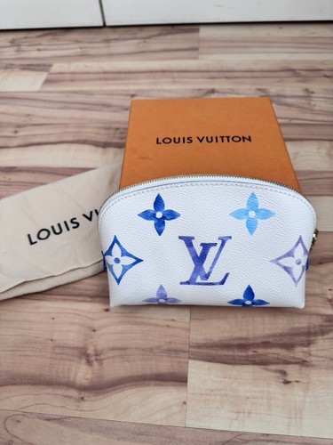 Louis vuitton the pool 2023 - by,