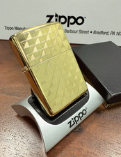 ATEMBERAUBENDES Zippo