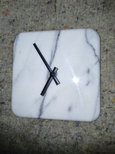 Kleine marmor wanduhr - kleine,