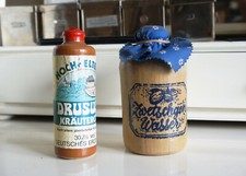 DRUSUS Kräutergeist Zwetschgenwasser Alt Miniatur Setzkasten Familienwappen Deko